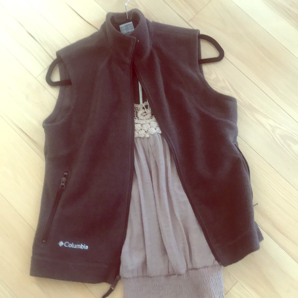 Columbia fleece vest